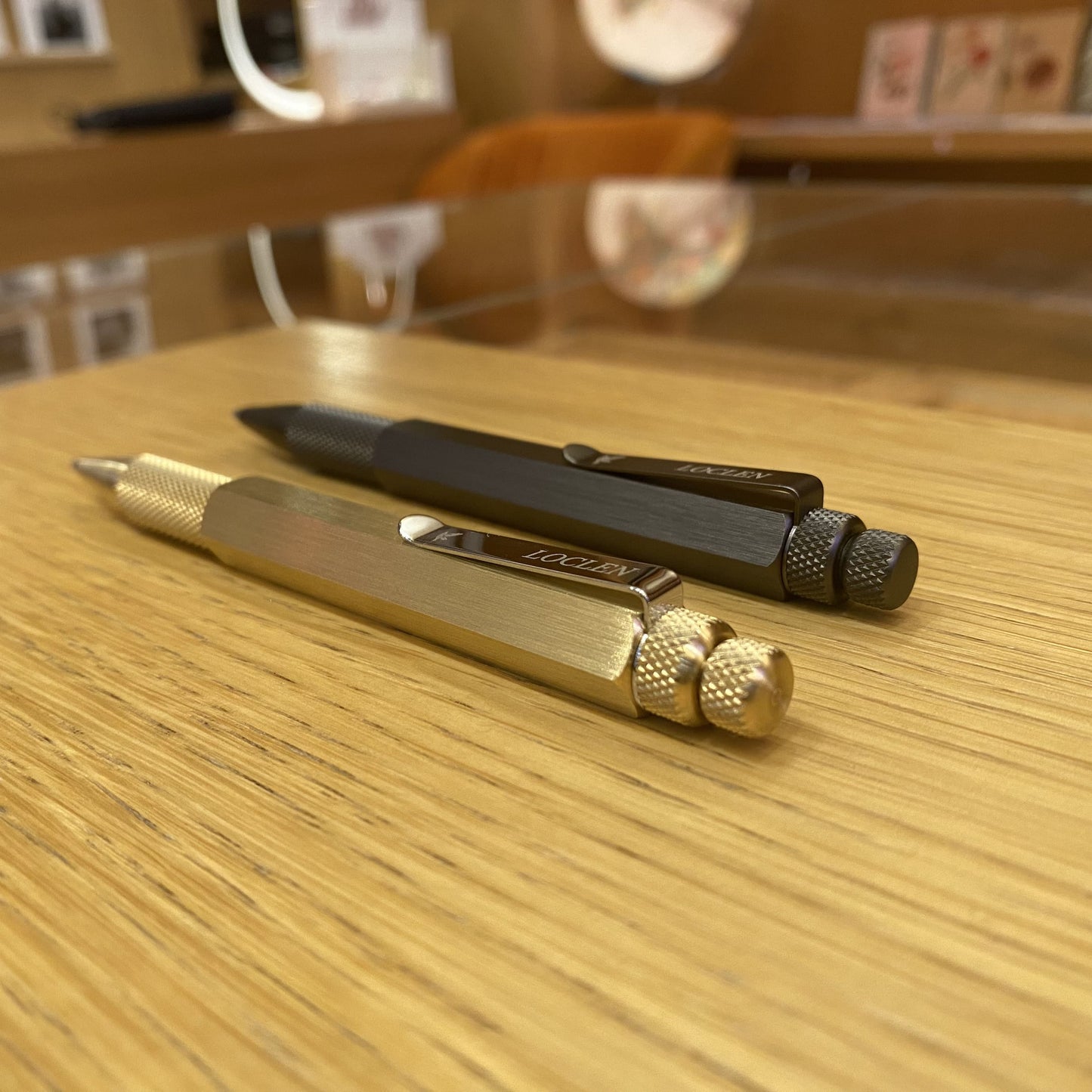 Ballpoint pen Loclen L5
