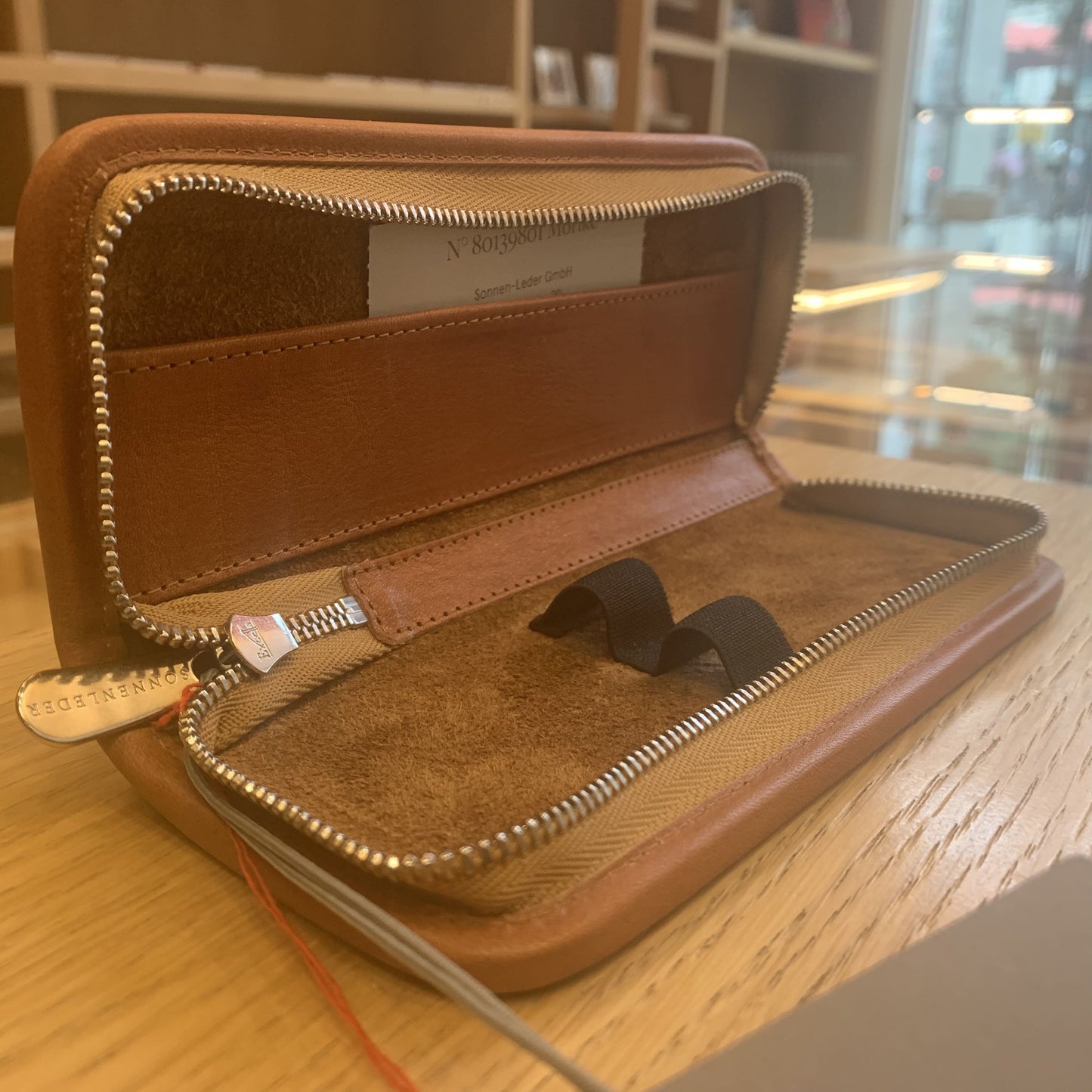 Mörike, leather pen case