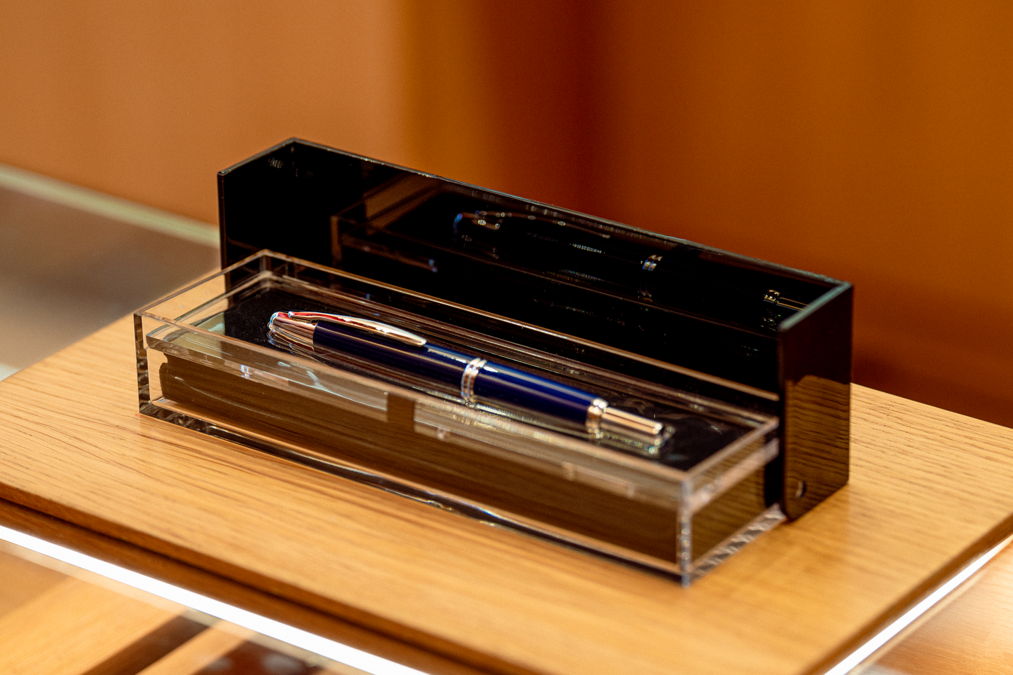 Luxury fountain pen Capless Pilot blue inside the box