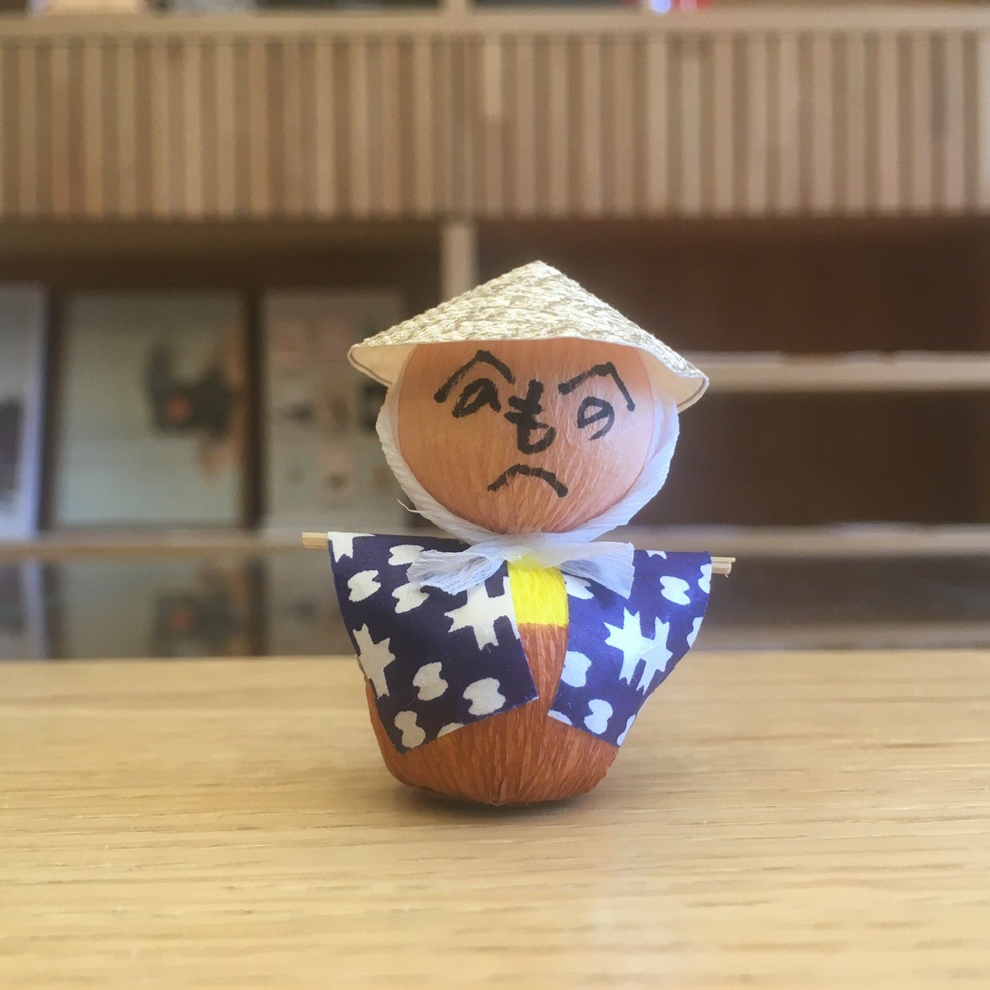 Okiagari "Kuebiko" scarecrow